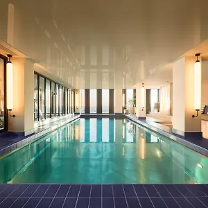 Aparthotel Adina