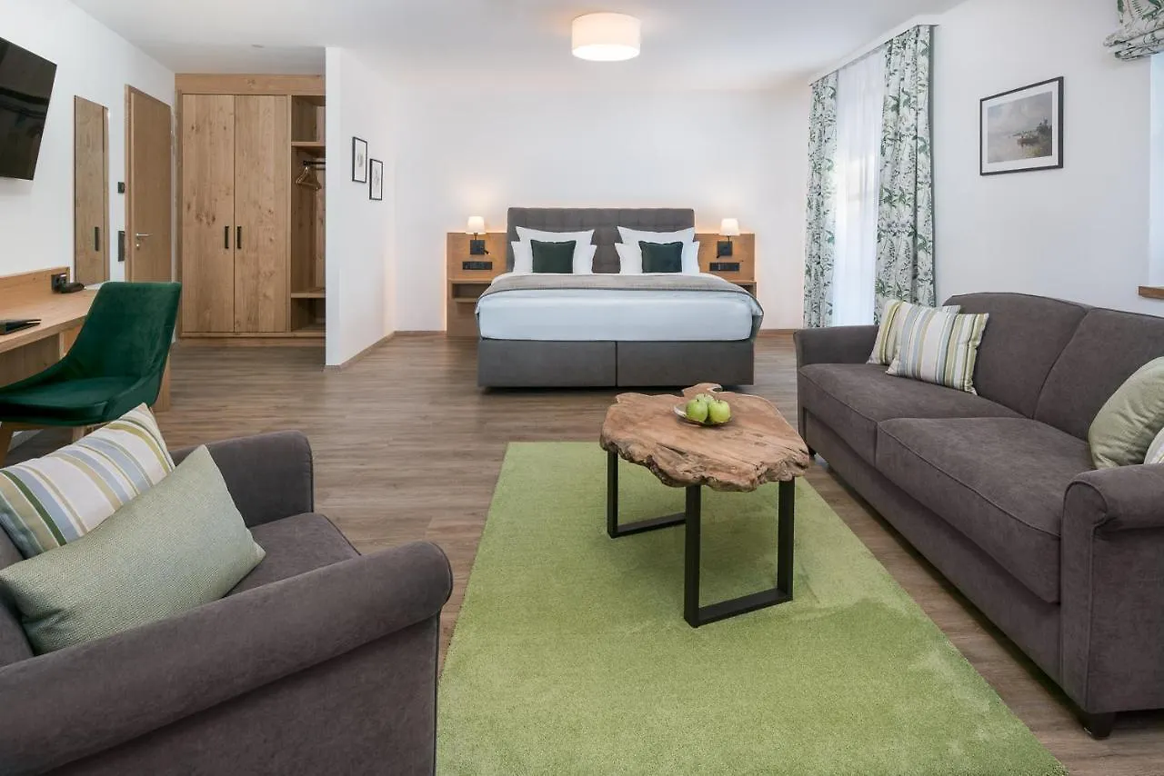 Hotel Obermaier München 4*,